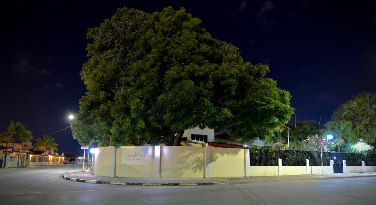 Wonders Boutique Hotel Oranjestad Dış mekan fotoğraf