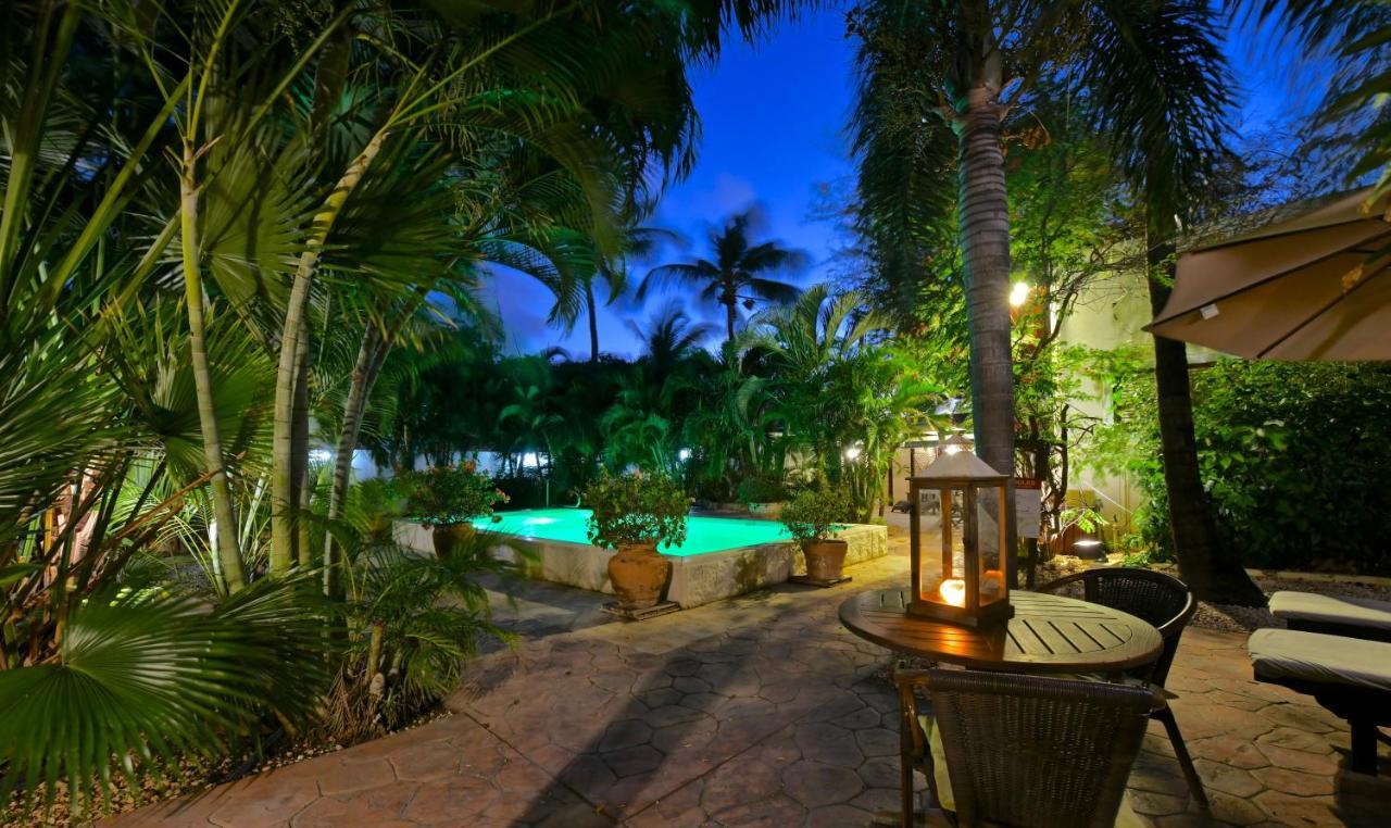 Wonders Boutique Hotel Oranjestad Dış mekan fotoğraf